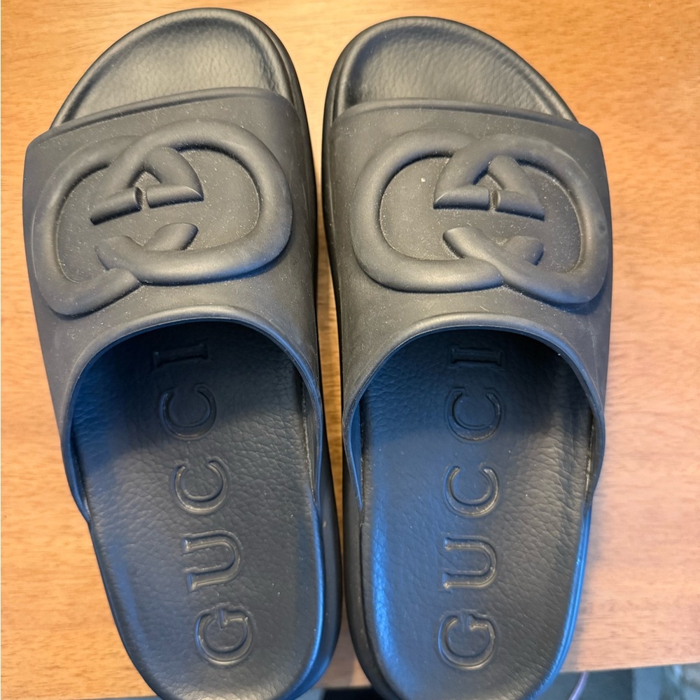 Gucci Black Embossed Logo Slides